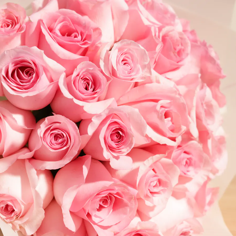 Delicate Roses Bouquet 2