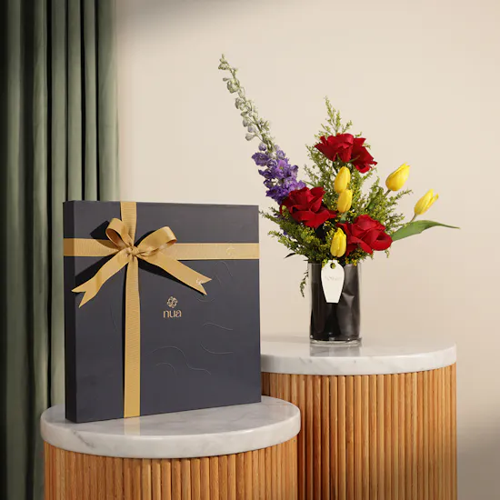 Nua Exclusive Dates Box | Elegant Touch Flower Vase