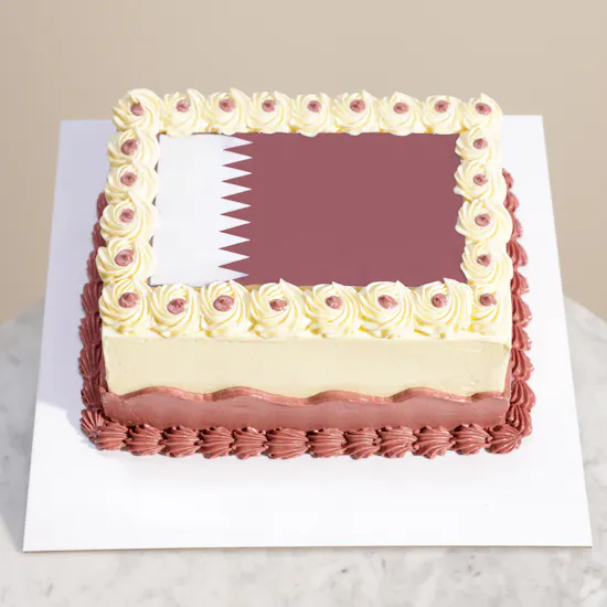 Floward Qatar Flag Cake