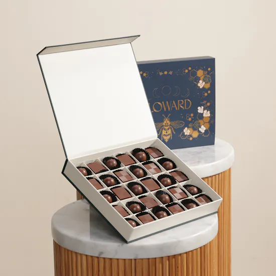 Floward Essence of Joy Medium Chocolate Box