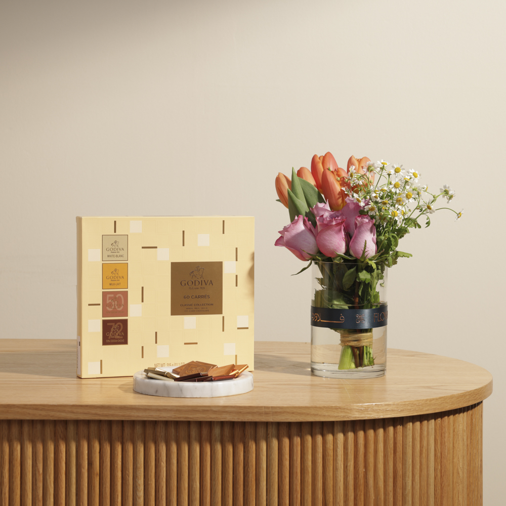 صندوق شوكولاتة من جوديفا | مزهرية مشرقة