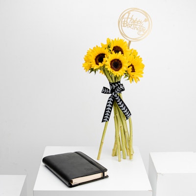 Tip of the Day Black Coil Leather English Agenda with Sunflowers