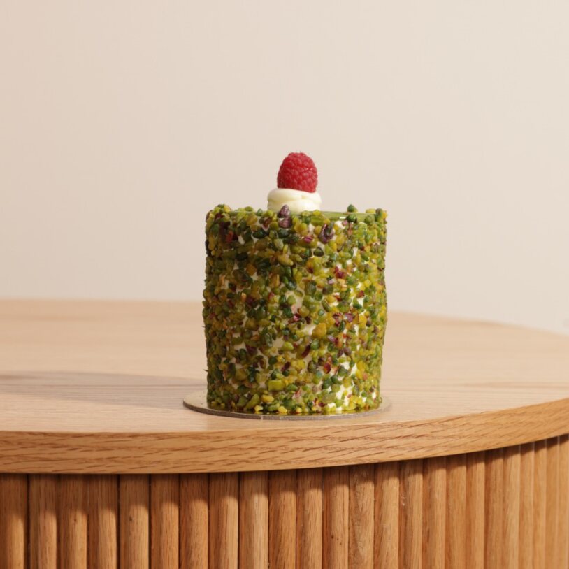 كيك فستق ميني من روز ربن