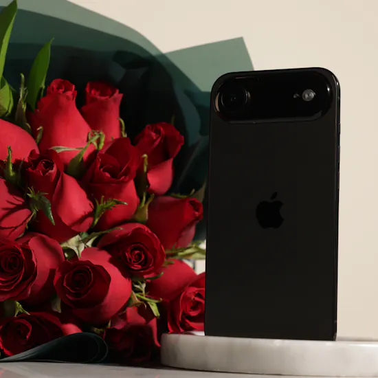 Apple iPhone Air Space Black 256GB | Grace Roses