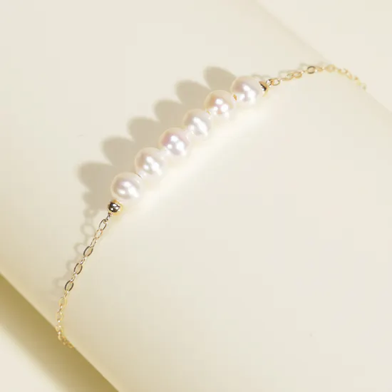 Miss L by L'azurde Pearls Bracelet