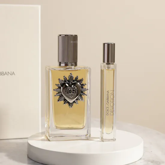 مجموعة عطر ديفوشن بور أوم أو دي بارفيوم للرجال من دولتشي آند غابانا