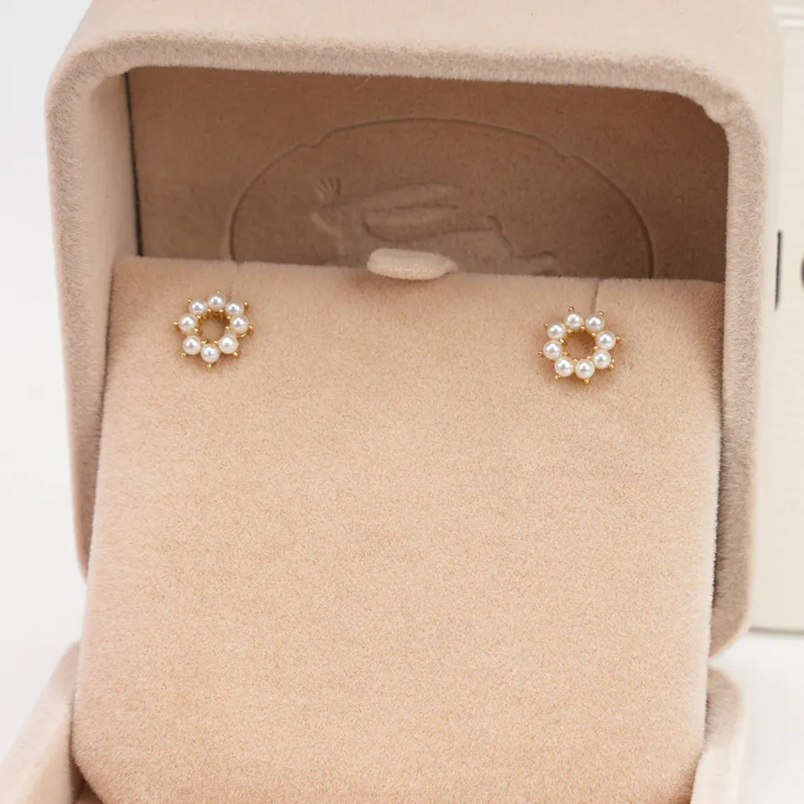 Joolz Pearl Baby Earrings | White Flowers 3