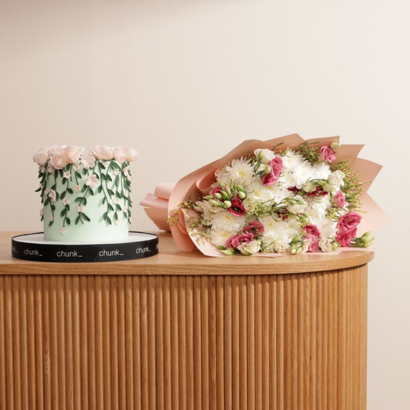Chunk Wedding Cake | Happiness Bouquet