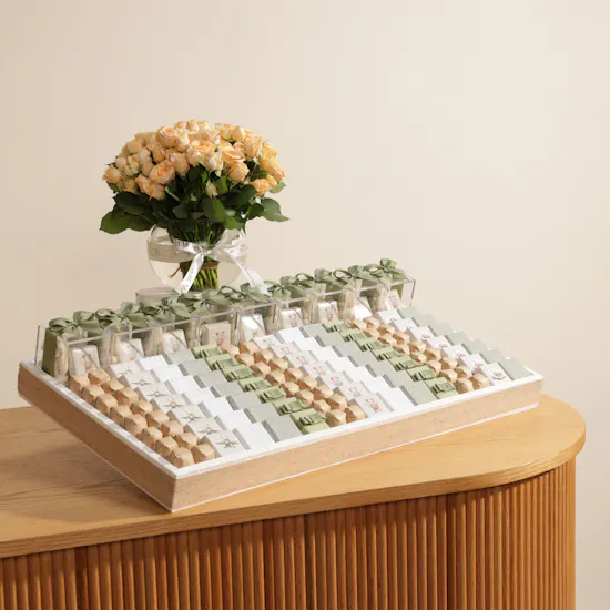 Le Chocolatier Dubai Baby Designed Chocolate Tray | Most Beautiful Moments Flowers