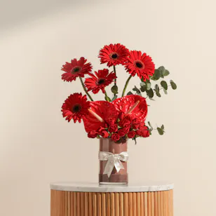 Regal Radiance Flowers Vase
