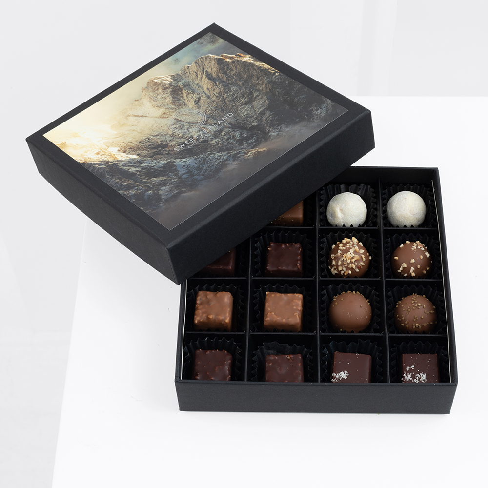 Sweetzerland Black Truffle & Praline | 25 Pieces