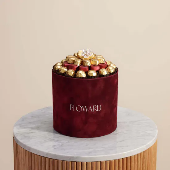 Floward Red Velvet Mix Chocolate Box