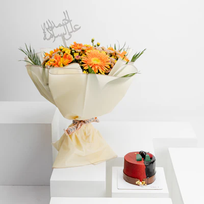 Voila Chocolate Lava Mini Cake | Gerbera Bouquet Voila Chocolate Lava Mini Cake | Gerbera Bouquet