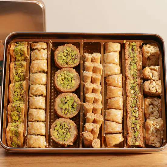 Saadeddin Assorted Baklava Medium Box