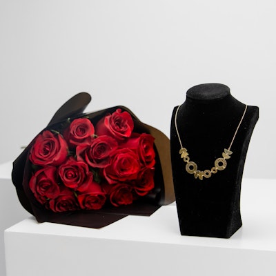 Siran Gold Necklace with 12 Red Roses