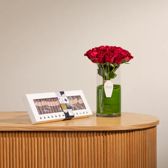 Shan Shal Cigar Chocolate Box | Red Rose Vase