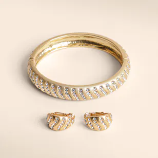 Lynyer Aurora Wave Women's Bangle and Earrings Set