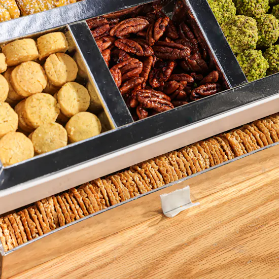Nuts and More Mix Arabic Sweets Signature Gift Box