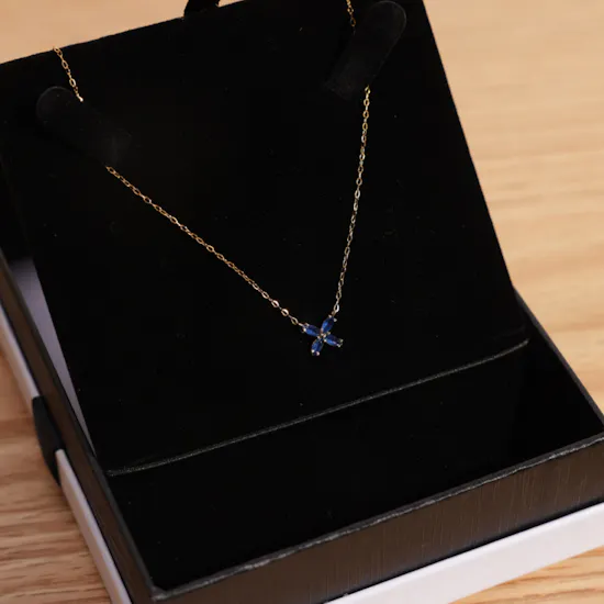 Nava Jewelry Gold Flower Necklace