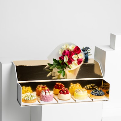 Patisserie by Guillermo Palomo Bakery Gift Box | Rose Bouquet
