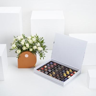 Dopamine Chocolate 35pcs Box | Baby Roses