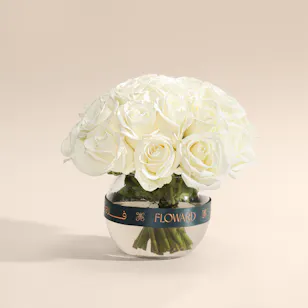 Moonlit Reverie White Roses Vase Moonlit Reverie White Roses Vase