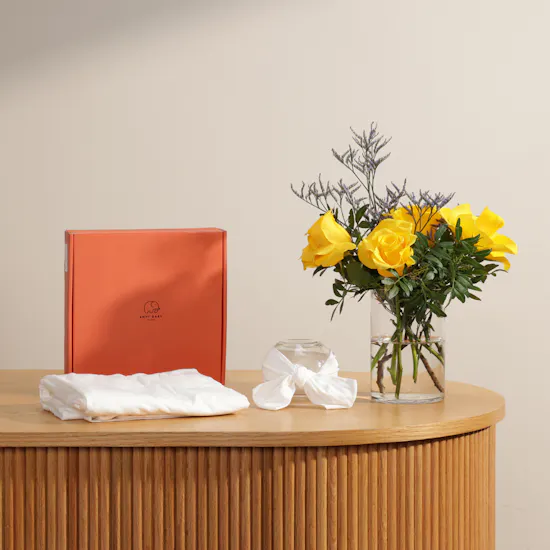 Anvi Baby Newborn Gift Set | Fancy Flower Vase