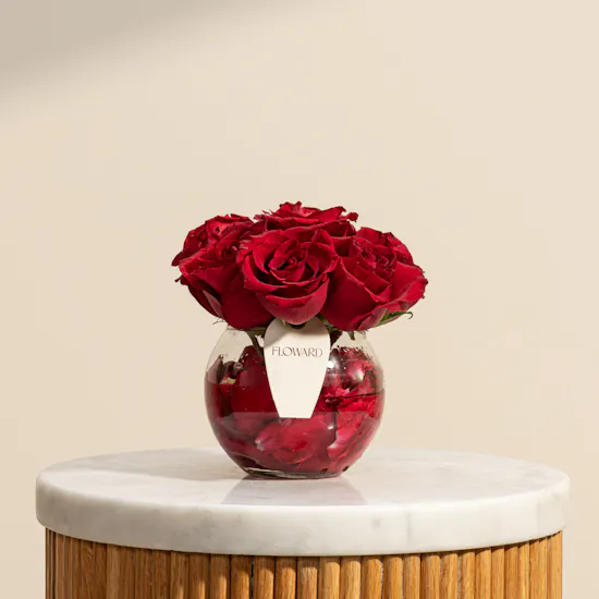 Romance Classic Red Roses Vase