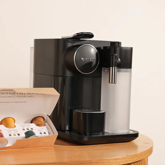 Nespresso Gran Lattissima Black Coffee with Capsules Machine | Soft Petals of Love Bouquet