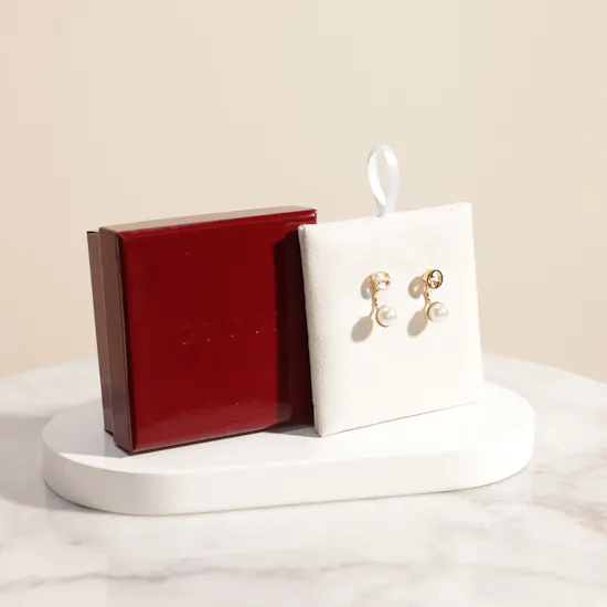 Gucci Blondie Resin Pearl Women's Earrings