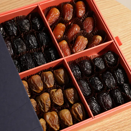 Nua Dates Slipcase Gifting Box | 500g