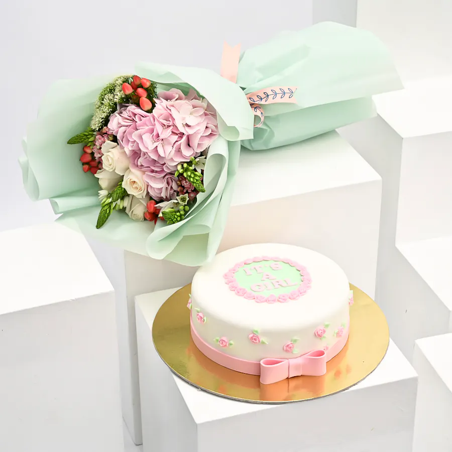 Helens Baby Girl Cake | Flowers 1