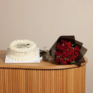 Koko Sweet Ending Cake | Elegance Red Baby Rose Bouquet