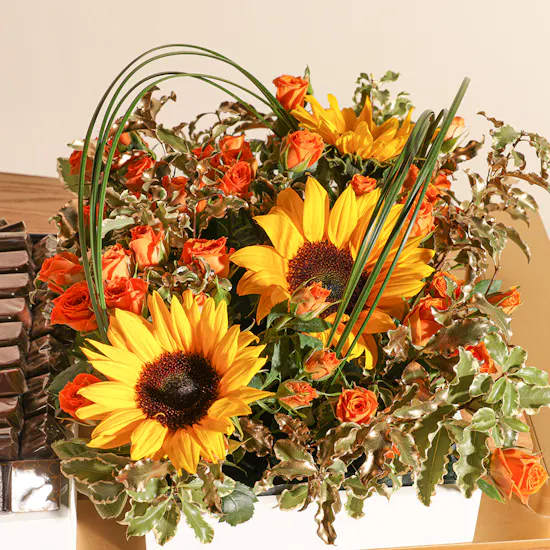 Opera Chocolate Tray | Sunny Flowers