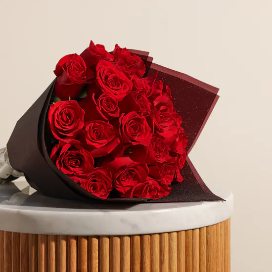 Shimmering Red Roses Bouquet | 25 Roses