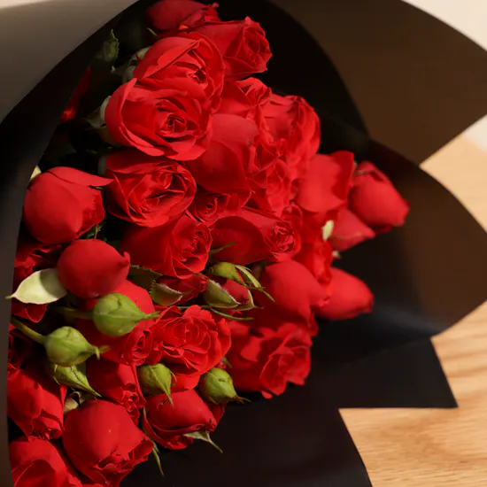 Elegance Red Baby Rose Bouquet | 12 Flowers