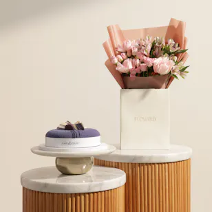 Aani & Dani Blue Velvet Cake | Royal Roses Bouquet 