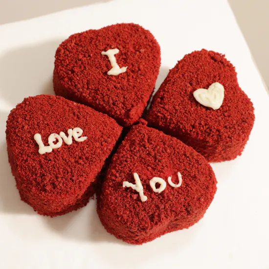 Helen’s I Love You Red Hearts Cake