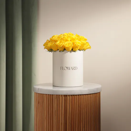 Whispering Yellow Rose Box | 25 Flowers