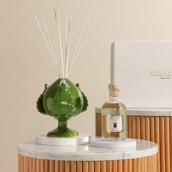 معطر غرف برائحة الأرز والشاي الأخضر في مبخرة سيراميك من إيربولينيا | 250 مل