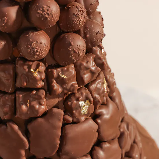 Nor Noyau Delicious Chocolate Tower
