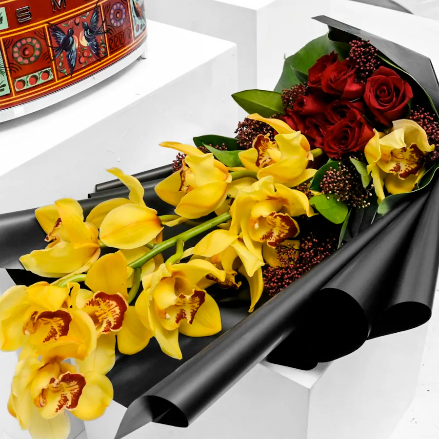 Dolce&Gabbana toaster Smeg with Warm Spring Bouquet  4