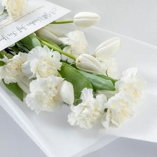 Sparadise Foot or Back Massage for Ladies Gift Voucher | White Blooms