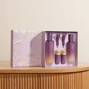 The Face Shop Yehwadam Ultimate Rejuvenating Special Set The Face Shop Yehwadam Ultimate Rejuvenating Special Set