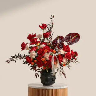 Midnight Muse Flower Vase