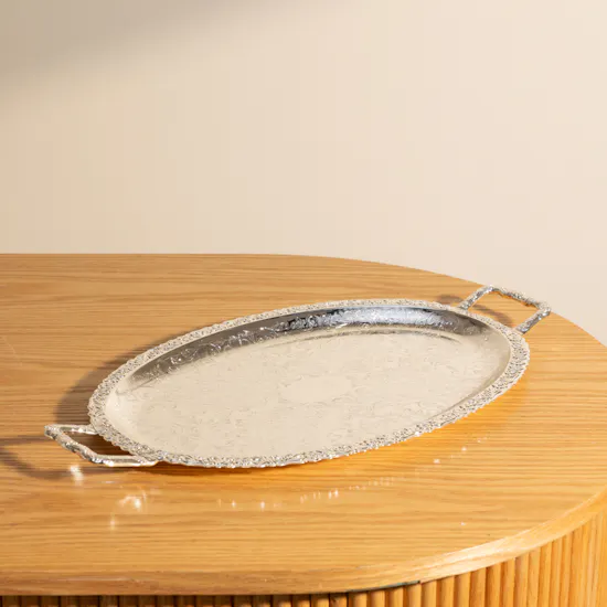 Queen Anne Medium Oval Silver-Plated Serving Tray