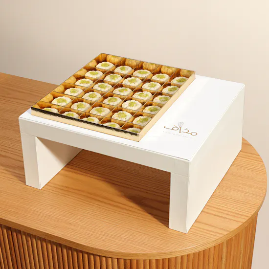 Mathaaq Mamool Stand Box
