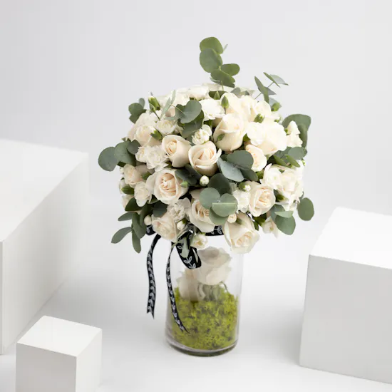 White Floral Centerpiece