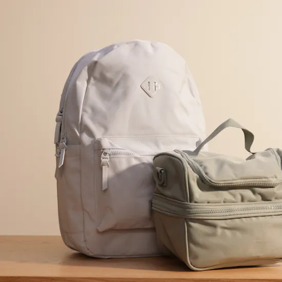 Jarir Atrium Classic Backpack & Lunch Bag | Delicate Vase