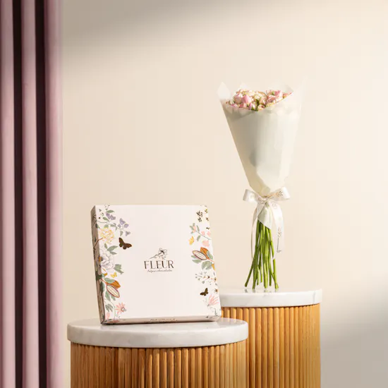 Fleur Hearts Chocolate Box | Pink Baby Rose Bouquet